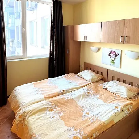 アパート Spacious Sunny 2 Bedroom Fits 6